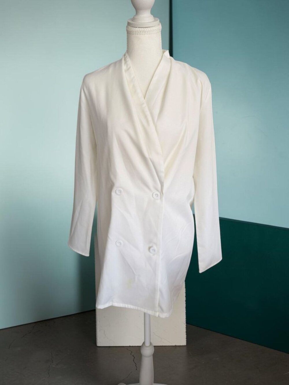 PRETTY LITTLE THING White Blazer Dress Size US 8